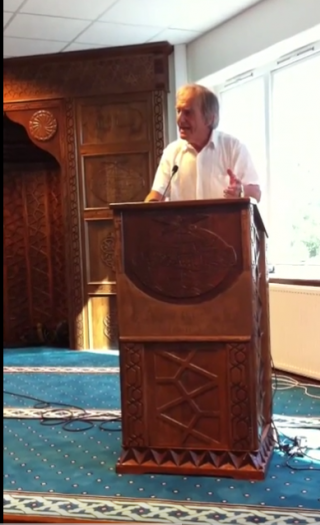 Arne Tumyr lekser opp for Minhaj i 2013