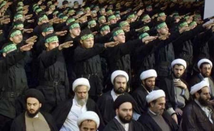 Hallgrim Berg: Som totalitær ideologi stiller islamismen i klasse med nazismen.