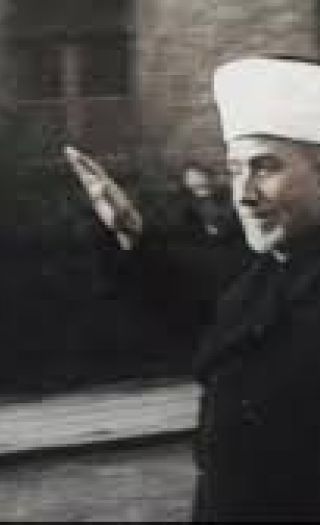 Stormuftien av Jerusalem, Amin al-Husseini (Mohammad Amin al-Husayni, var en palestinsk nasjonalist og muslimsk religiøs leder. Han hadde et nært samarbeid med Hitler under krigen.