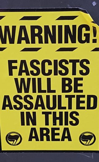 Fra Uriasposten: Århus Rutebilstation: Antifascistisk Aktion truer