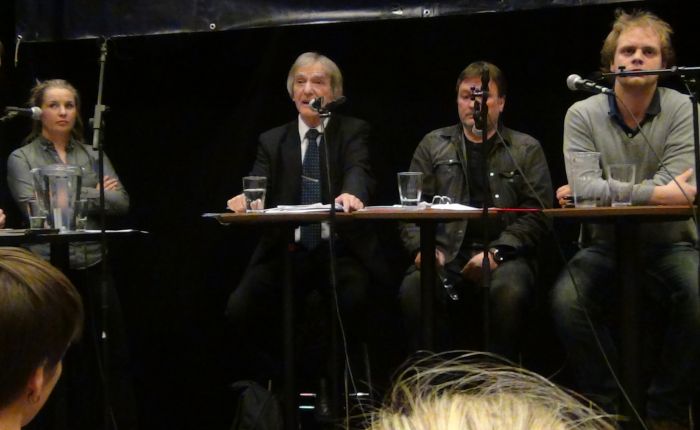 Fra venstre Studentersamfunnets debattledere - Arne Tumyr, Atle Stien fra Demokratene og Mimir Kristjansson fra Klassekampen. (SIAN-foto)