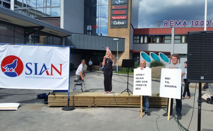 Markering mot avviklingen av Norge på Furuset, en tidligere norsk drabantby.