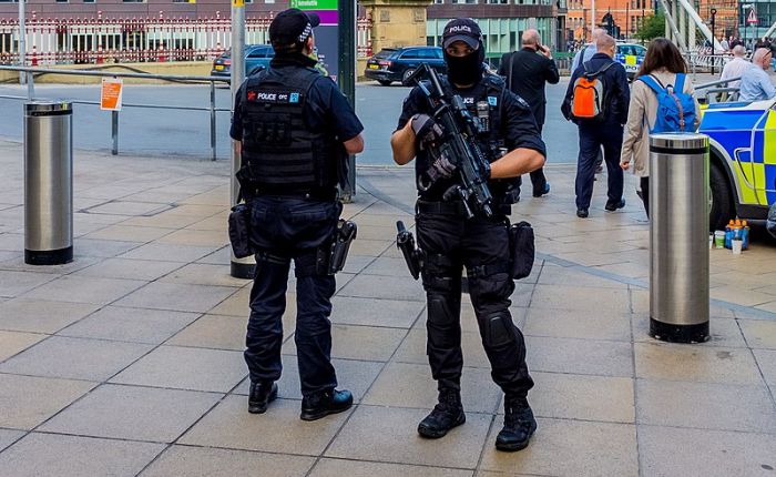 Den islamske terrorhandlingen i Manchester føyer seg inn i bildet til de 14.000 islamske anslagene i Europa, fra islam siden 2001. (foto wikimedia commons)