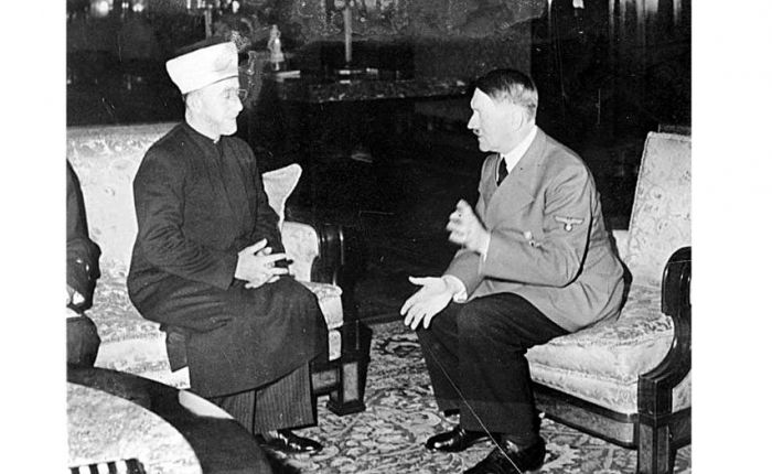 «Som totalitær ideologi stiller islamismen i klasse med nazismen» - Hallgrim Berg.(foto Bundesarkiv)